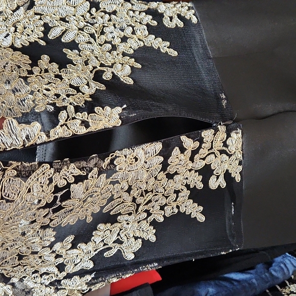 Pant suit - Picture 4 of 4